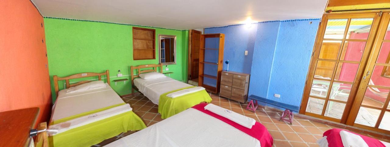 Apartahostal Tayrona colors Taganga Exterior foto
