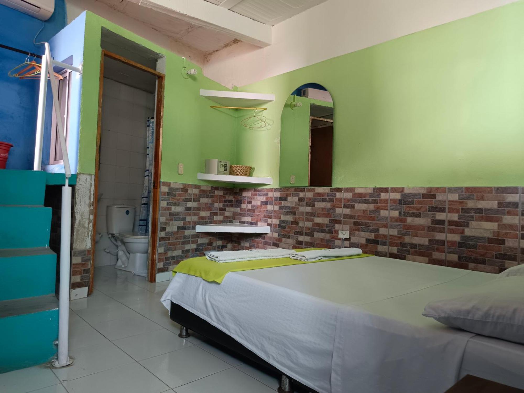 Apartahostal Tayrona colors Taganga Exterior foto