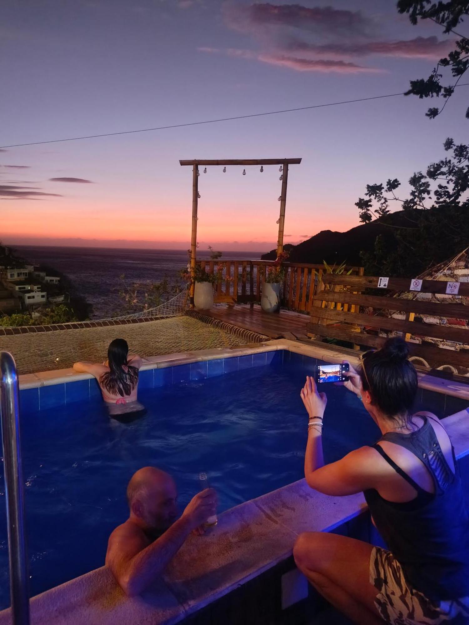 Apartahostal Tayrona colors Taganga Exterior foto